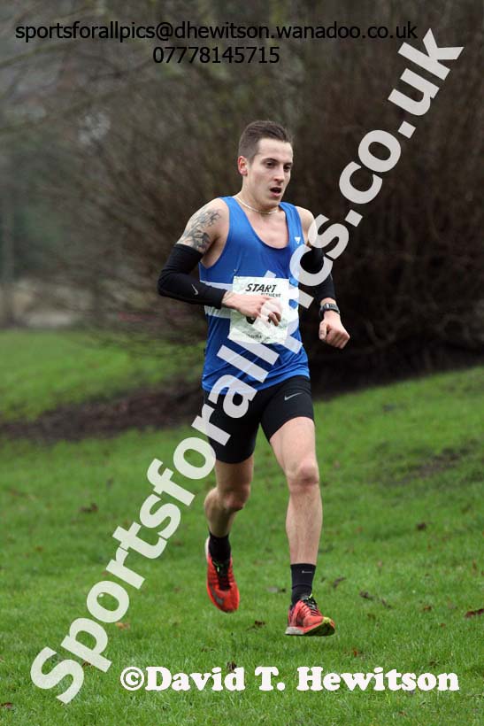 Morpeth Harriers 11k Road Race. Photo: David T. Hewitson/Sports for All Pics